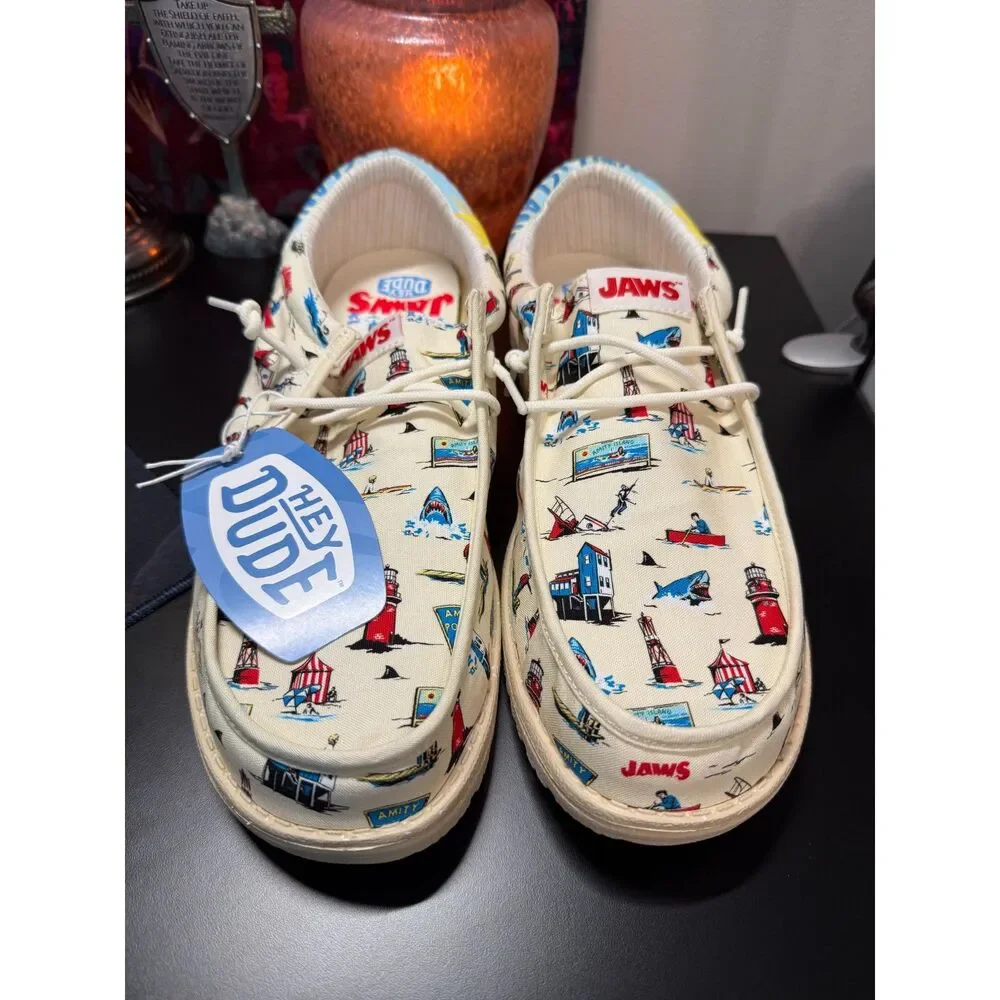 NEW IN BOX Wally Funky Jaws Hey Dudes Size 13 Mens